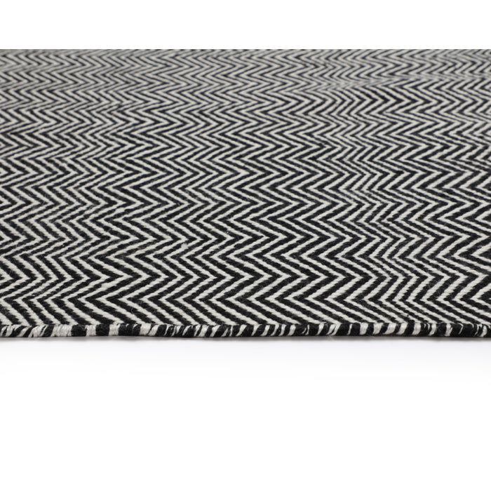 Sunpan Cusco Hand-Woven Zigzag Outdoor Area Rug