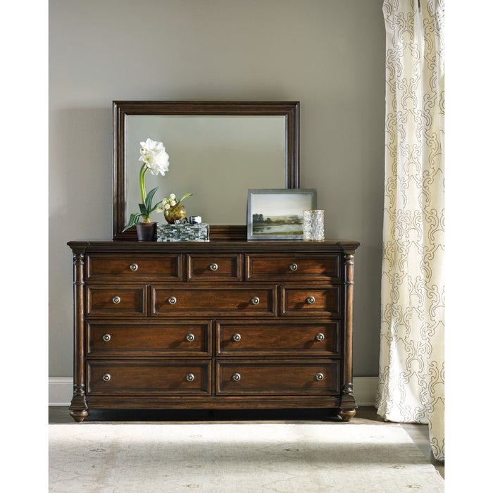 Hooker Furniture Traditional Dark Wood Wide Leesburg Dresser 