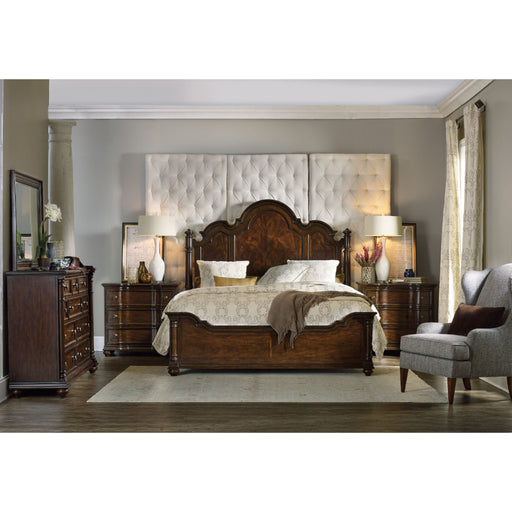 Hooker Furniture Rustic Dark Wood Leesburg King Poster Bed 