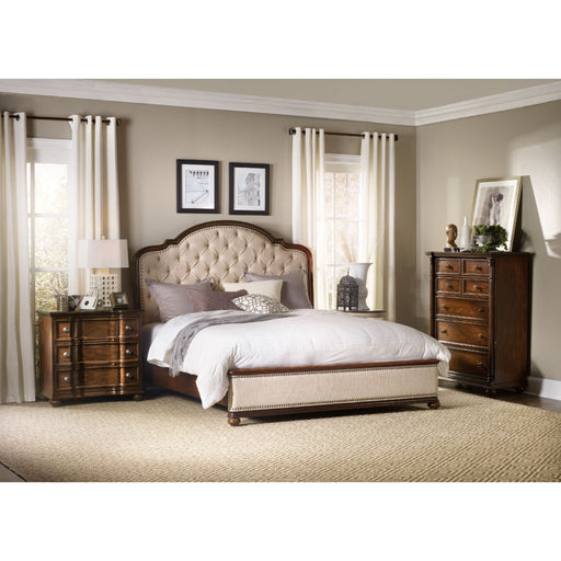 Hooker Furniture Leesburg King Upholstered Bed with Wood Rails 