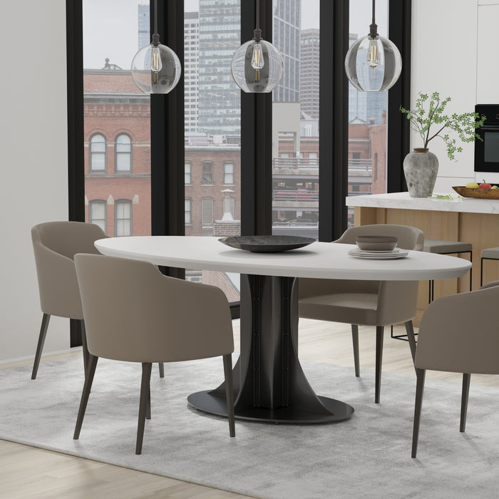 Sarreid Aminah White Oval Dining Table