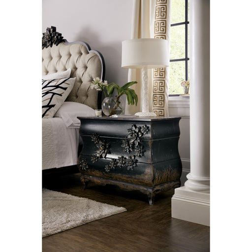 Hooker Furniture Rustic Black Small Sanctuary Charmant Bachelorette Chest 