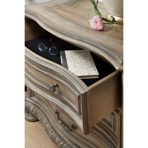 Hooker Furniture Rustic Wood Castella Three Drawer Nightstand 