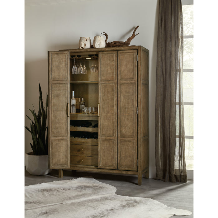 Hooker Furniture Coastal Dining Sundance Wood Bar Cabinet 6015-75160-89