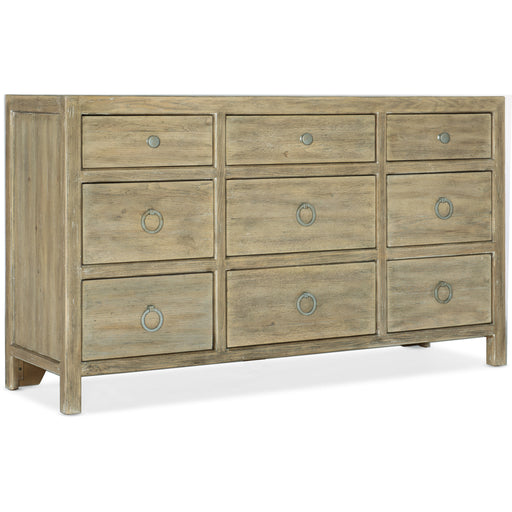 Hooker Furniture Rustic Wood Wide Surfrider Nine-Drawer Dresser