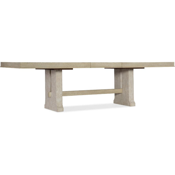 Hooker Furniture Cascade Extendable Dining Table w/1-22in leaf