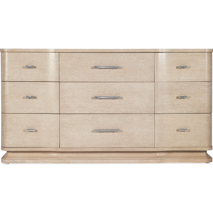 Hooker Furniture Modern Nouveau Chic Nine Drawer Dresser 