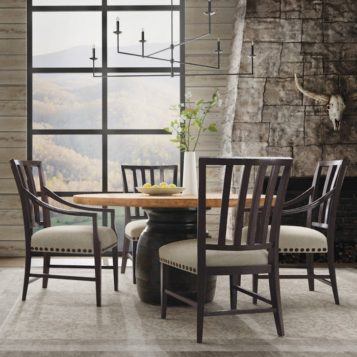 Hooker Furniture Big Sky Round Wood Rustic Dining Table Set