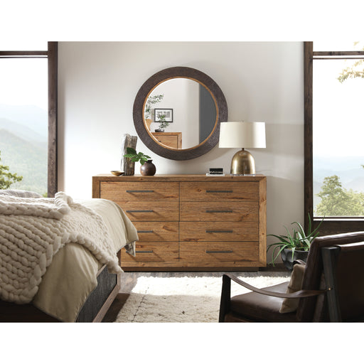 Hooker Furniture Medium Wood Big Sky Eight Drawer Dresser 