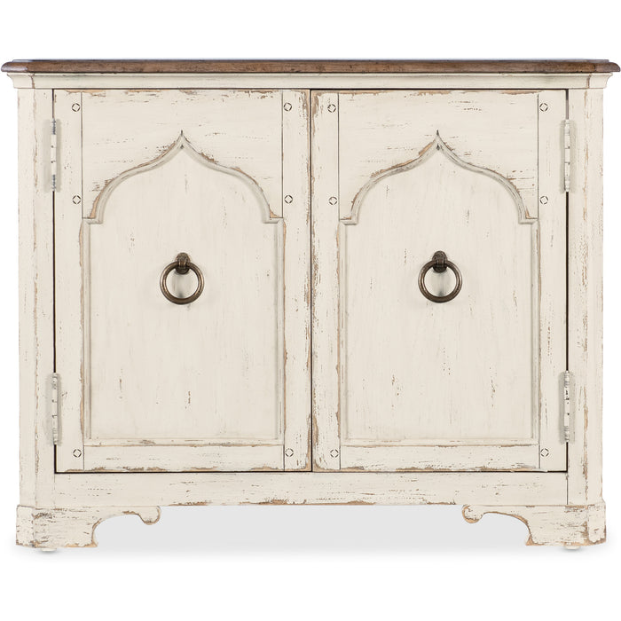 Hooker Furniture Traditional White Wood Americana Two-Door Nightstand 