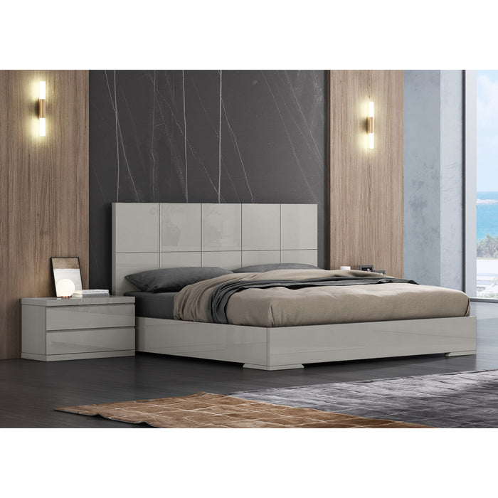 Whiteline Modern Anna White King Size Bed